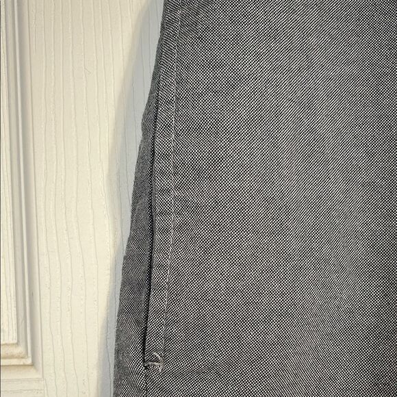 BANANA REPUBLIC Men's Gray Gavin Fit Slacks 32 X 30 Cotton Straight Leg Office - Picture 2 of 8